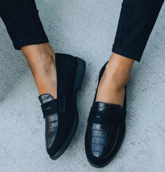 Elora – Elegante Loafer mit Kroko-Prägung