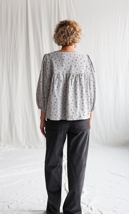 Bluse mit floralen Puffärmeln - weiche Doppelgaze & feminine Form