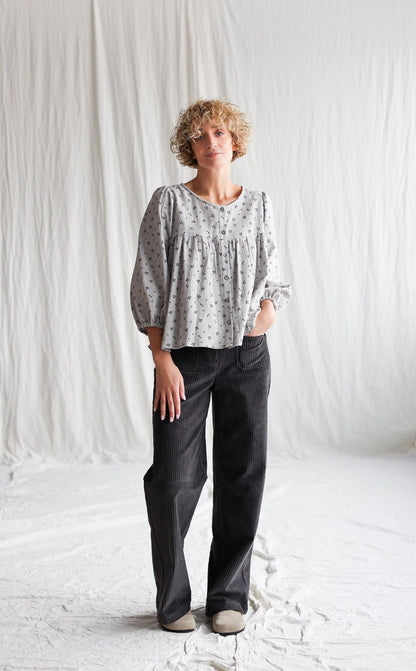 Bluse mit floralen Puffärmeln - weiche Doppelgaze & feminine Form