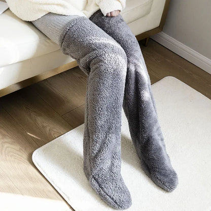 Clara – Flauschige lange Kuschelsocken für Damen