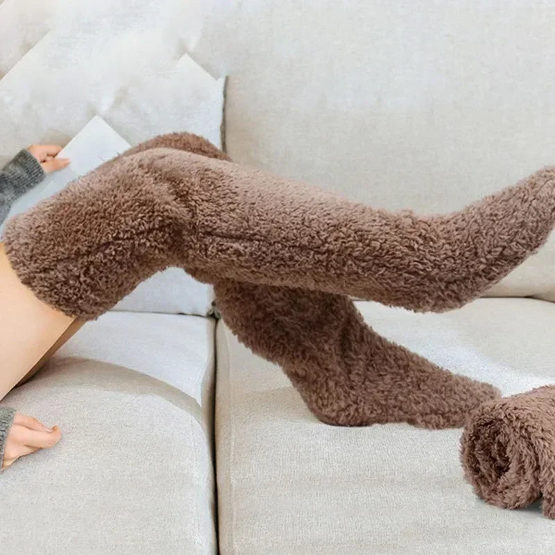 Clara – Flauschige lange Kuschelsocken für Damen