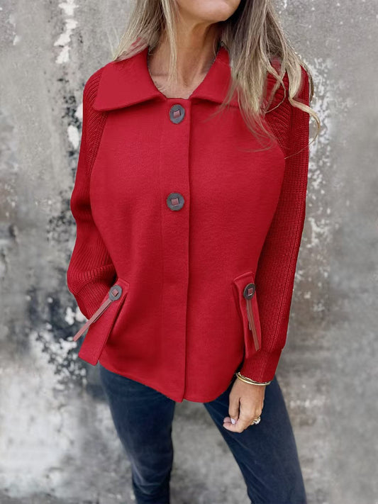 Selina – Damen Jacke mit großen Knöpfen und Strickärmeln