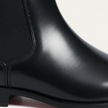 Noah – Elegant Chelsea boots made of smooth leather for men