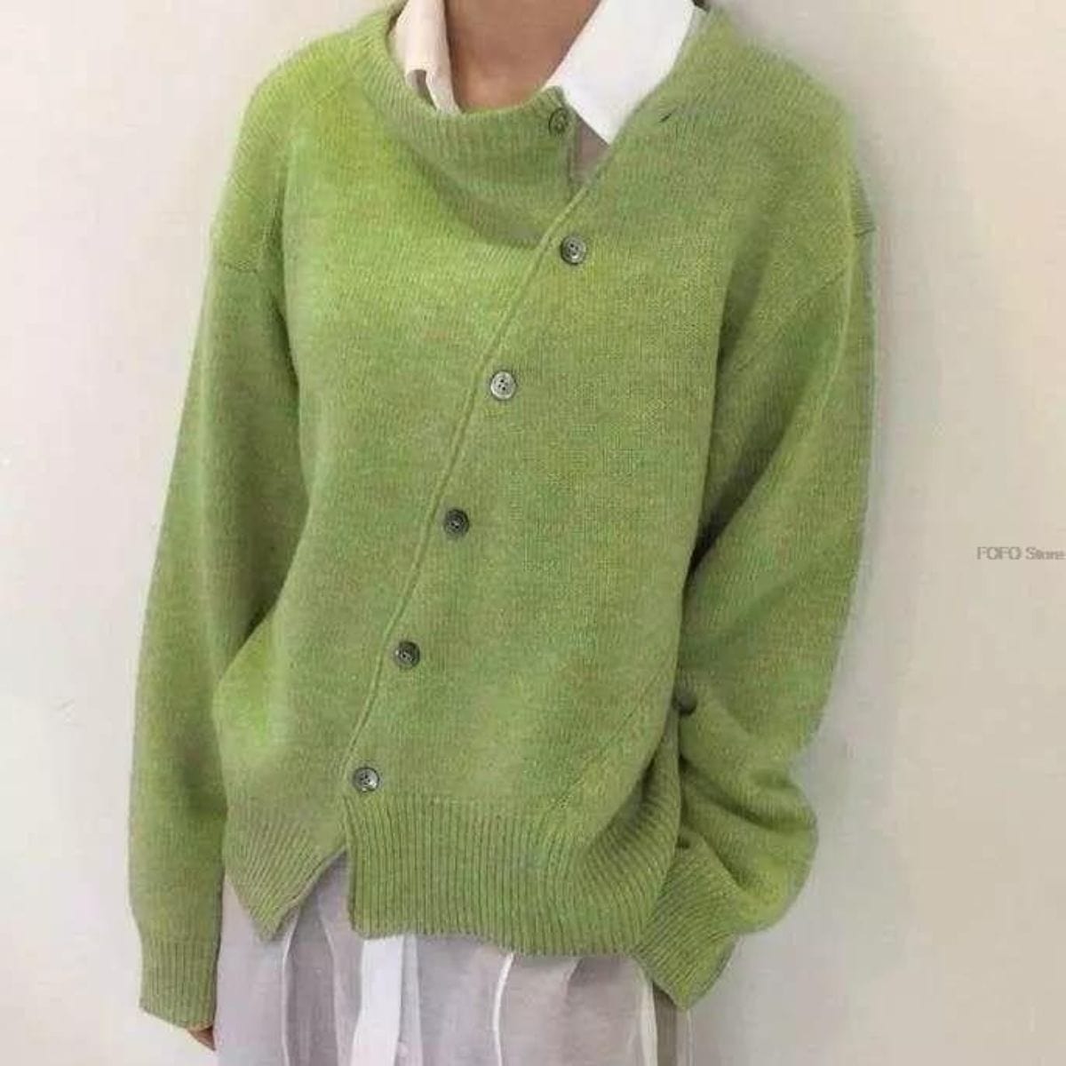 Isabella - Asymmetrischer Damen Cardigan mit Knopfleiste